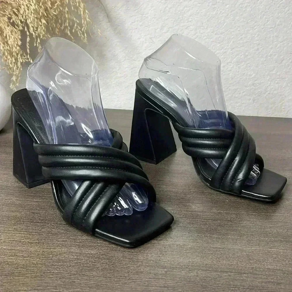 Abound Black Heel Cross Pattern Womens Size 9.5M - Picture 4 of 12